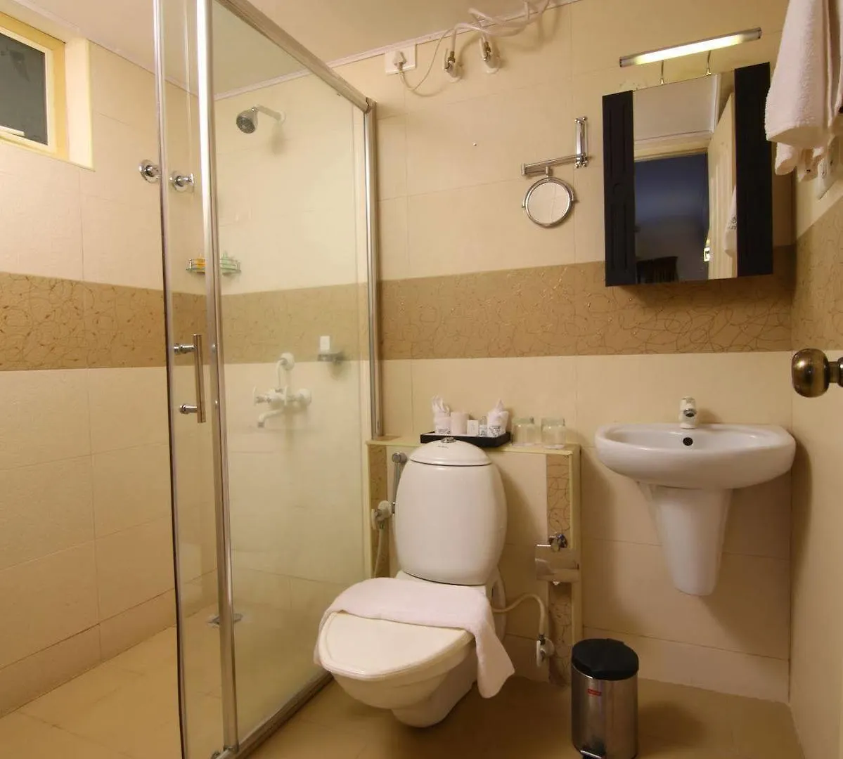 Atlas Airport Hotel Apartment Nedumbassery 3*,
